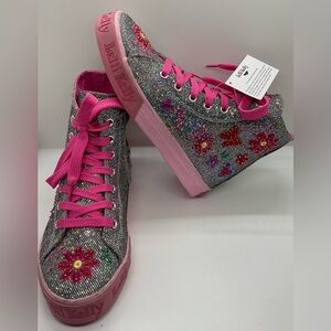 NWT GIRLS LELLI KELLY Hi Tops Silver Glitter, Beaded & Embroidered Size 3.5 (35)